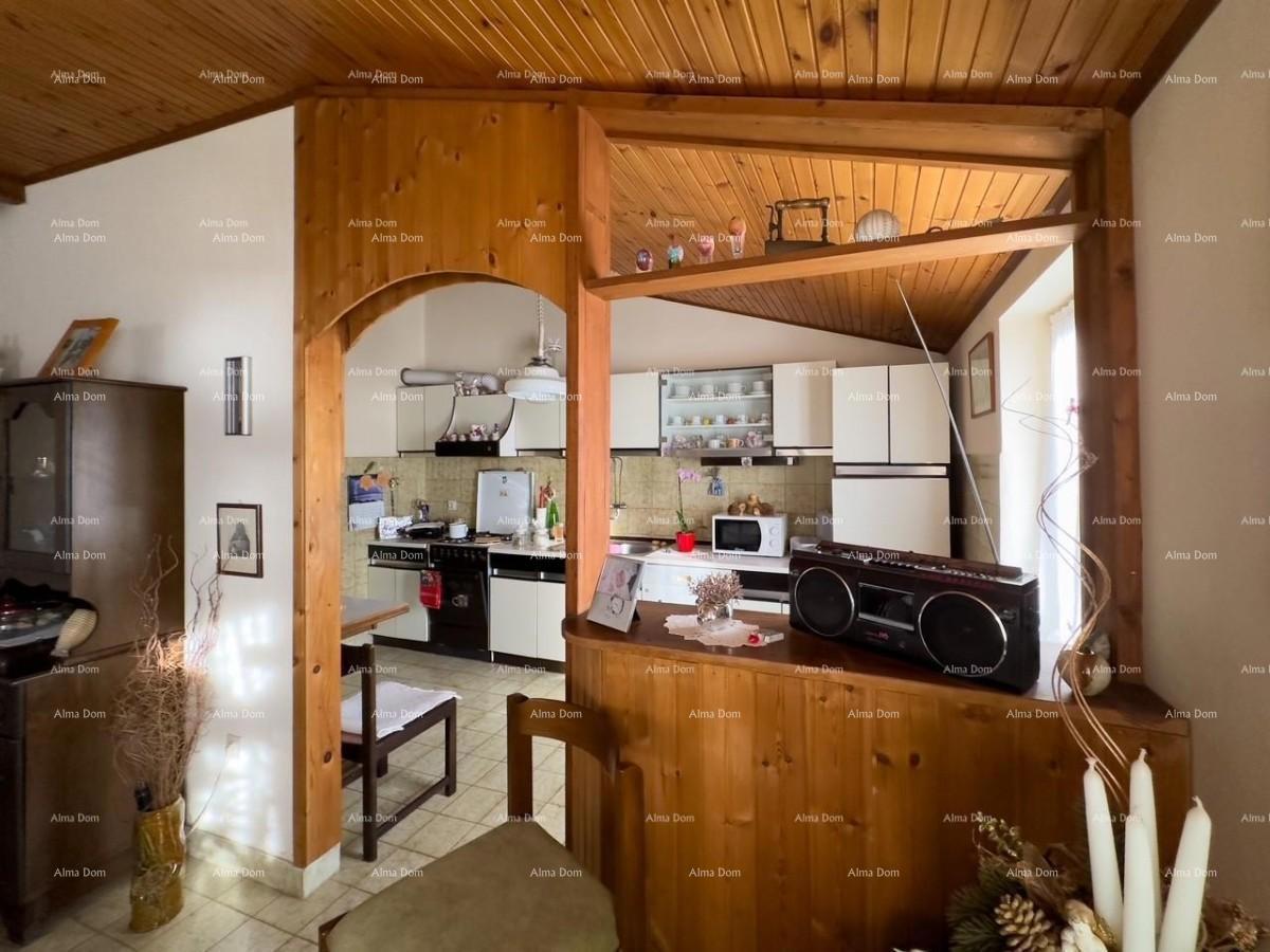 Poslovno-stambena zgrada ob morju, Medulin!