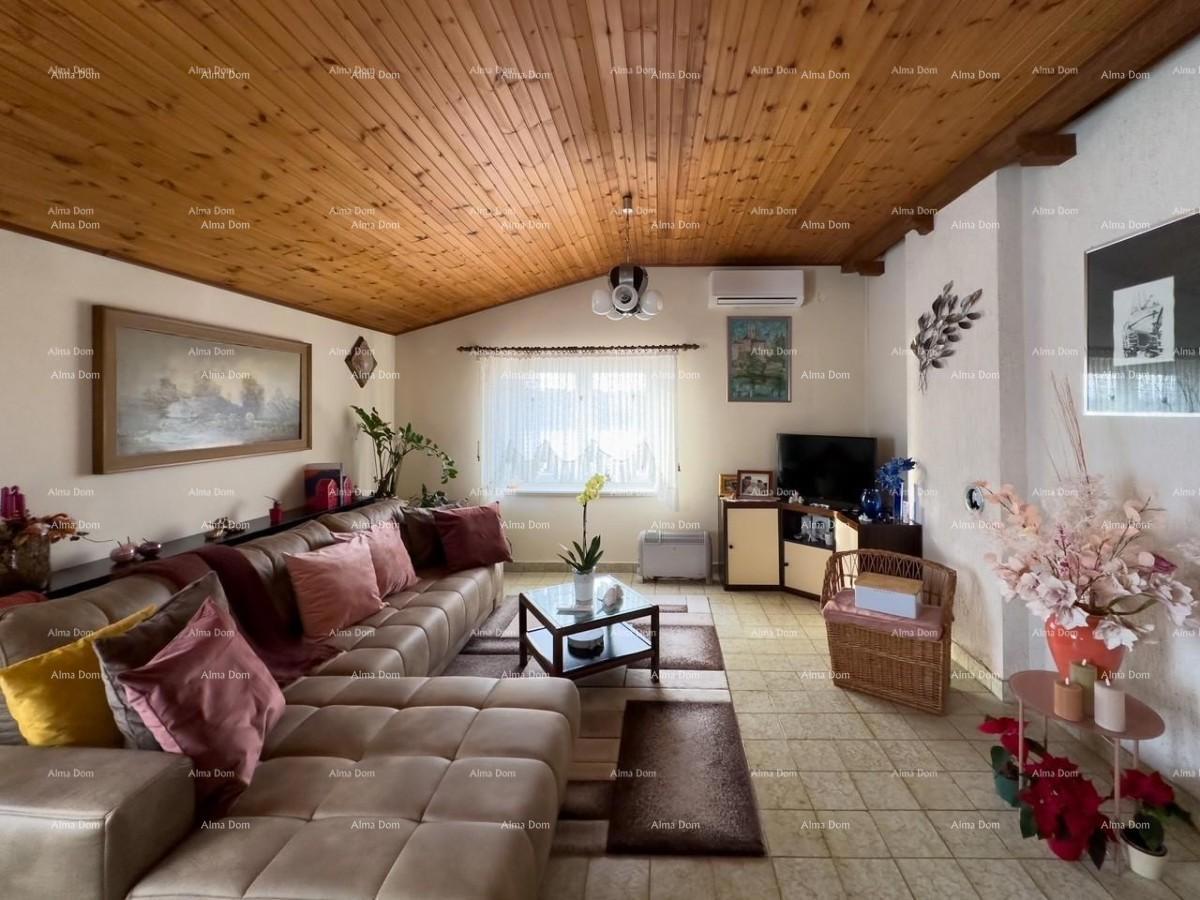 Poslovno-stambena zgrada ob morju, Medulin!