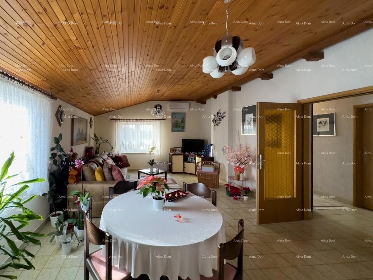 Poslovno-stambena zgrada ob morju, Medulin!