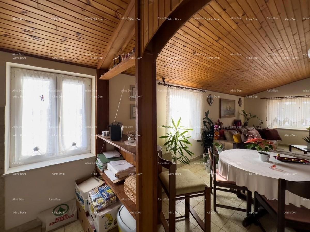 Poslovno-stambena zgrada ob morju, Medulin!