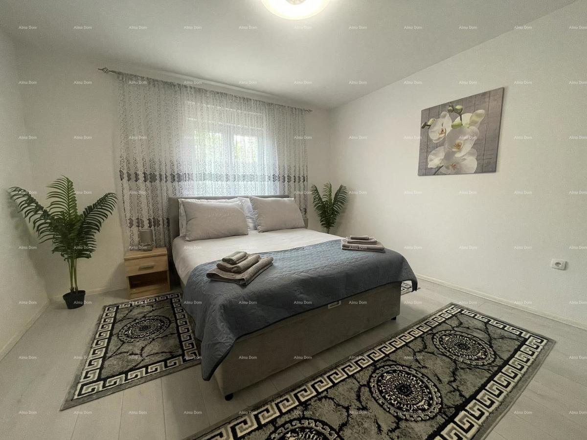 Enonadstropna hiša z velikim vrtom