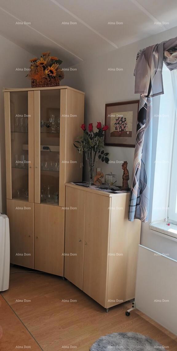 Šarmantan stan v Barbarigi, takoj takoj vseljiv, 900 m od morja