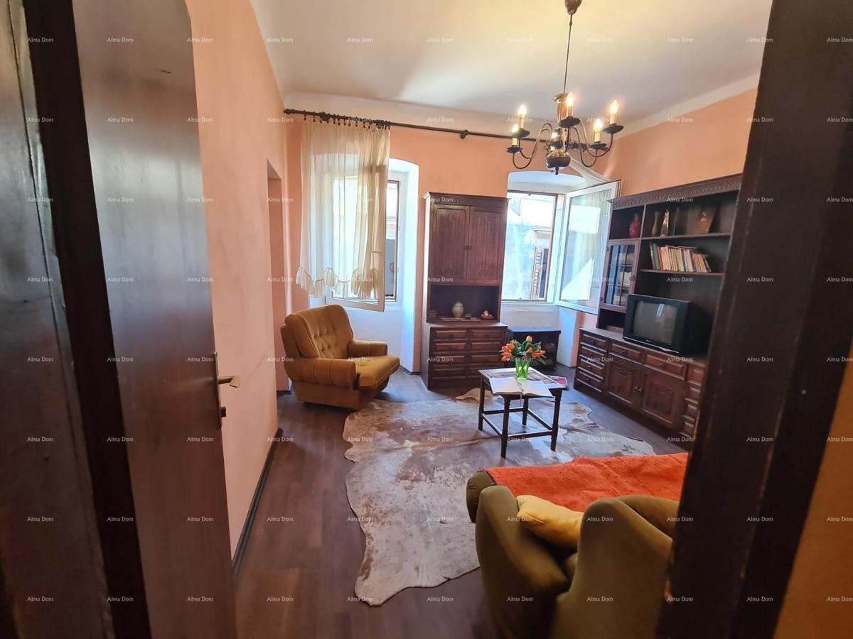 Odličen stan v srcu mesta, Pula.