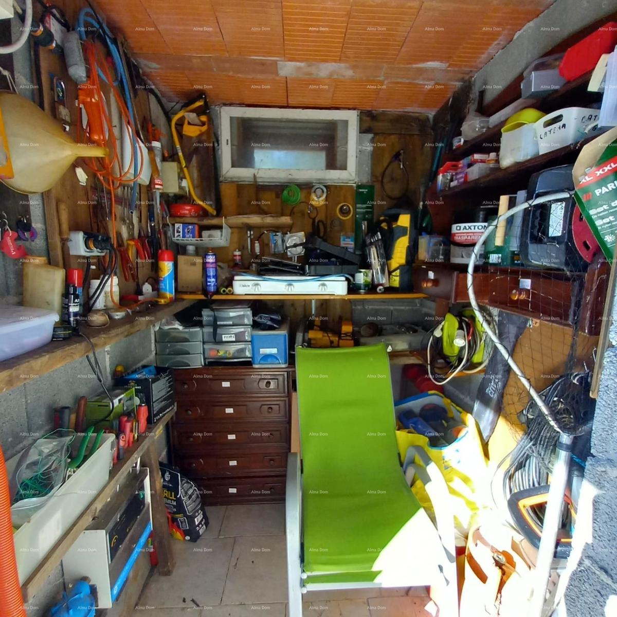 MEDULIN – AVTENTIČNA ISTRSKA HIŠA (KAŽUN) Z VRTOM, 600 M OD MORJA