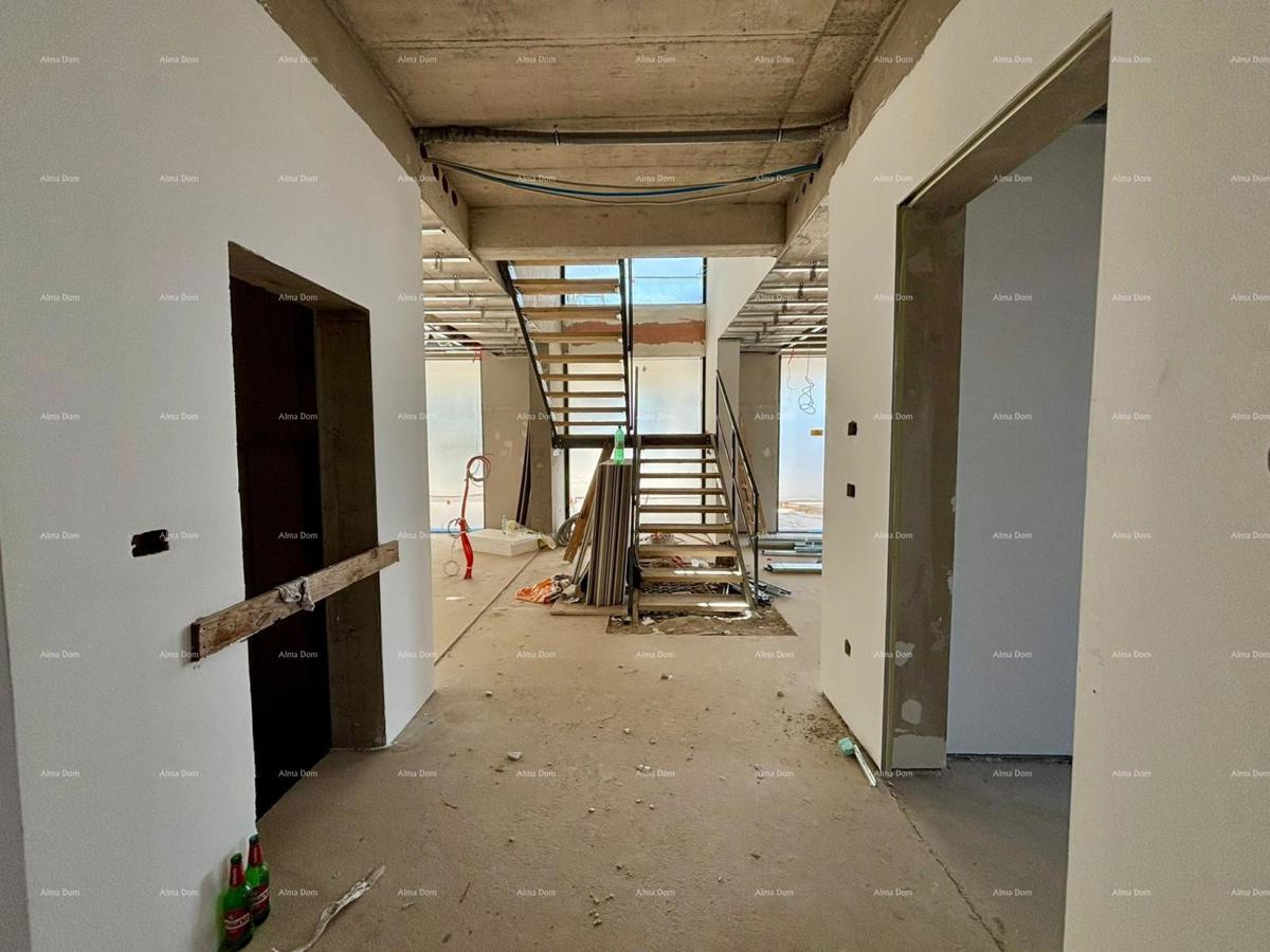 Prodamo moderno vilo v Rovinju