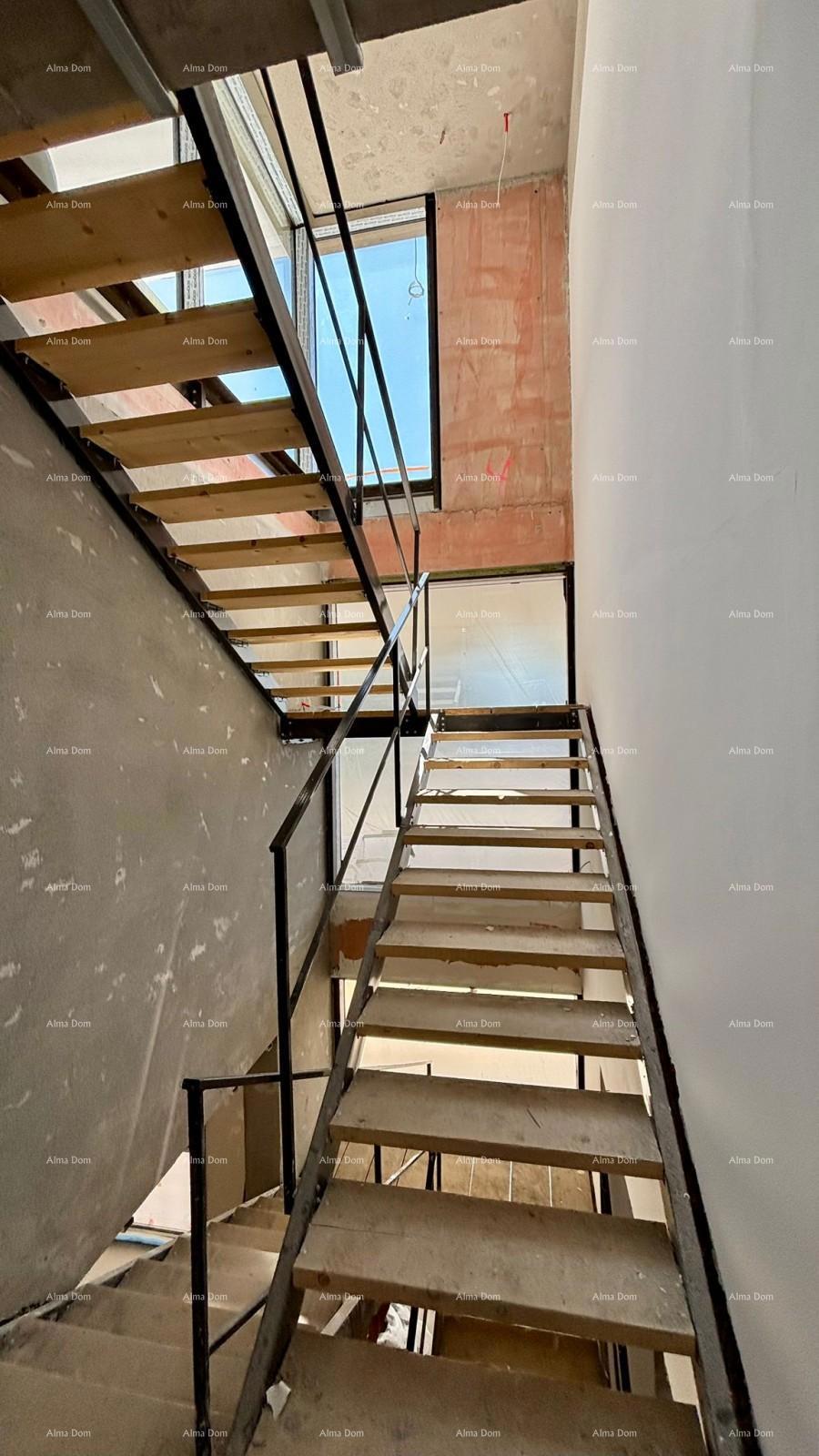 Prodamo moderno vilo v Rovinju