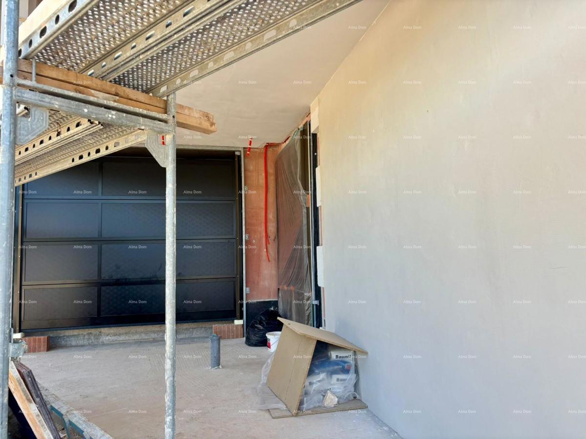 Prodamo moderno vilo v Rovinju