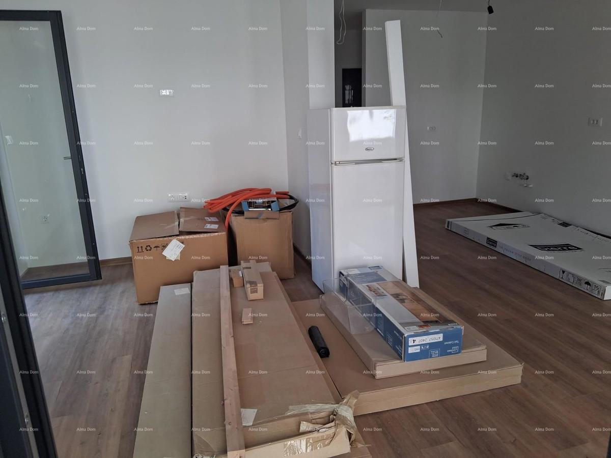 Medulin – Stan v pritličju novogradnje z vrtom in parkirnim mestom