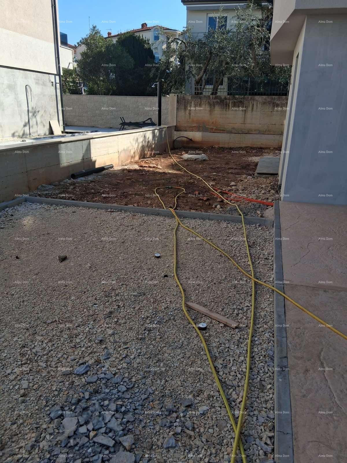 Medulin – Stan v pritličju novogradnje z vrtom in parkirnim mestom