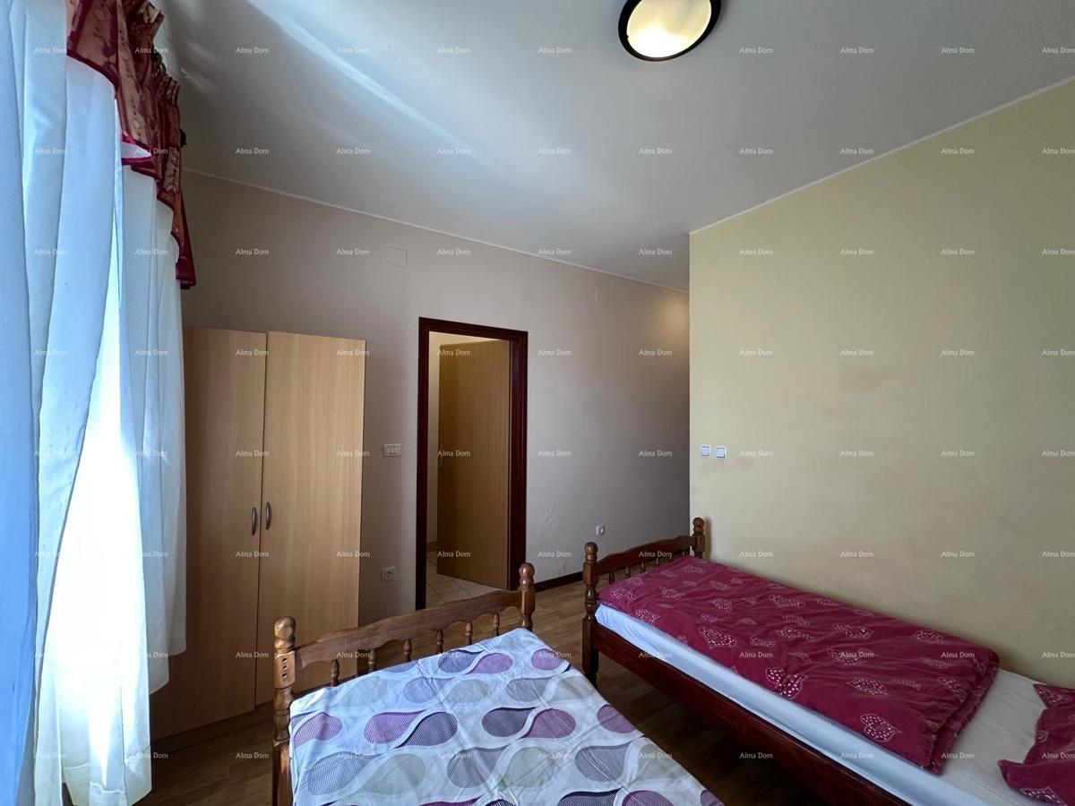 Prodajemo hišo s pet apartmajev na odlični lokaciji!