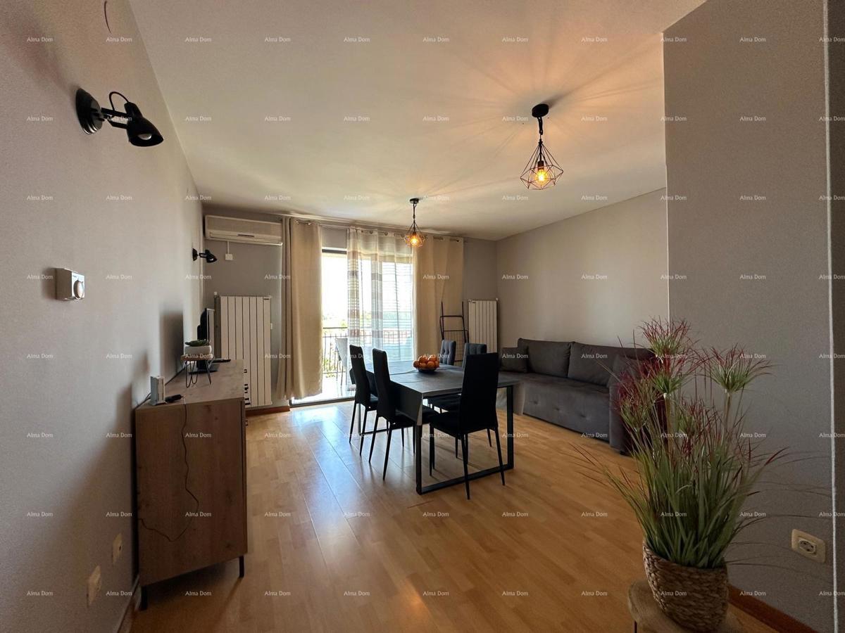 Prodajemo hišo s pet apartmajev na odlični lokaciji!