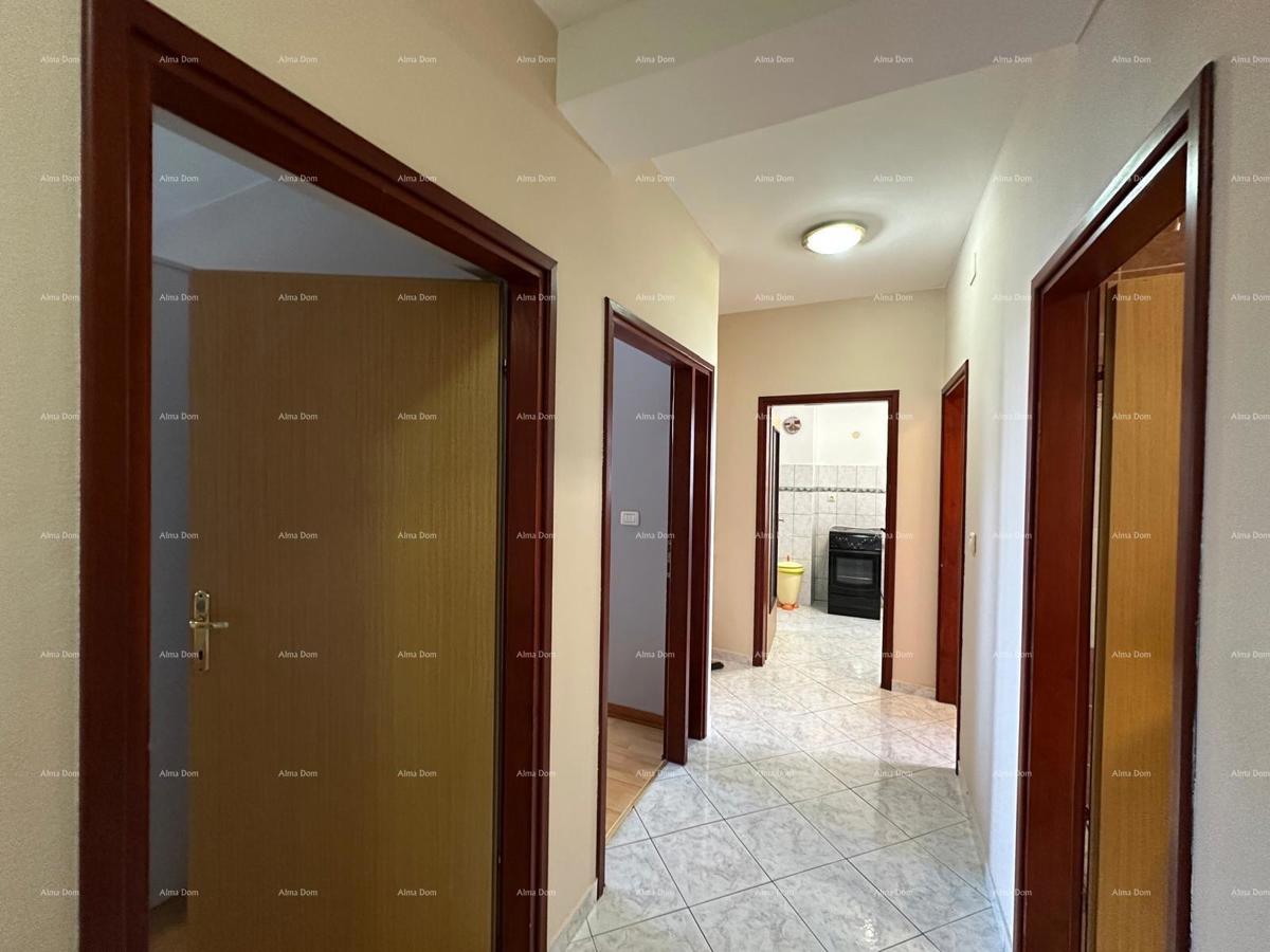 Prodajemo hišo s pet apartmajev na odlični lokaciji!