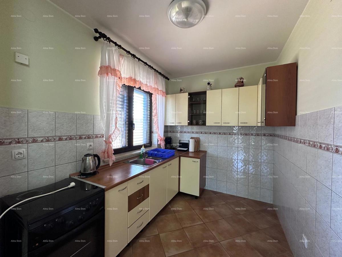 Prodajemo hišo s pet apartmajev na odlični lokaciji!