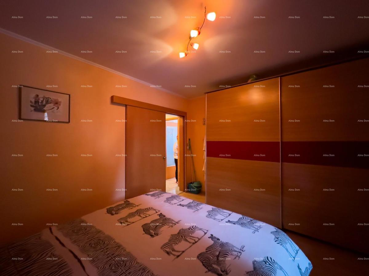 Prodajemo stan v središču Pule s parkirnim mestom!