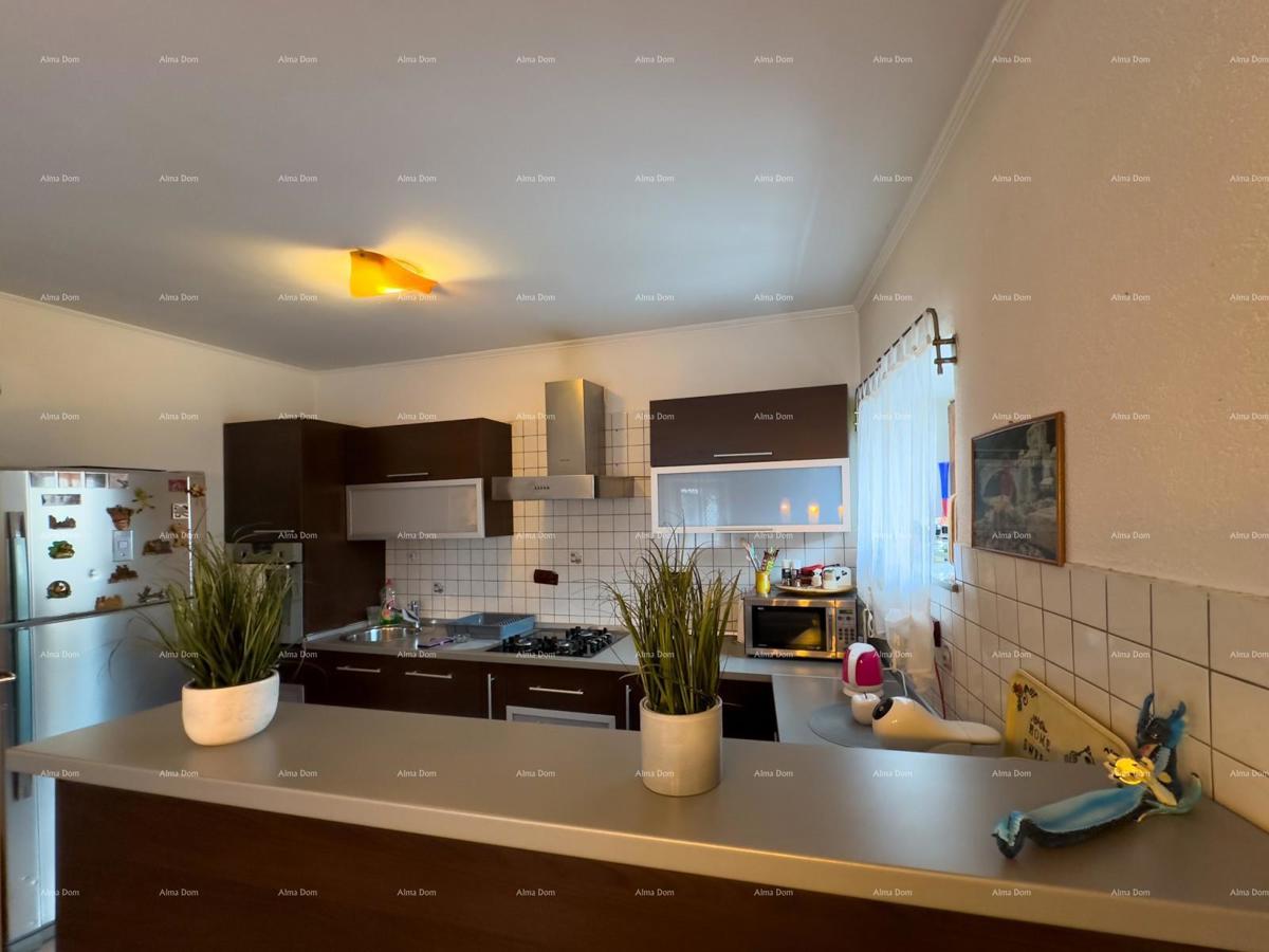 Prodajemo stan v središču Pule s parkirnim mestom!