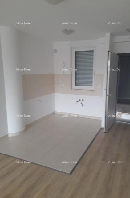 Prodaja - stan s garažnim mestom na odlični lokaciji, Pula!