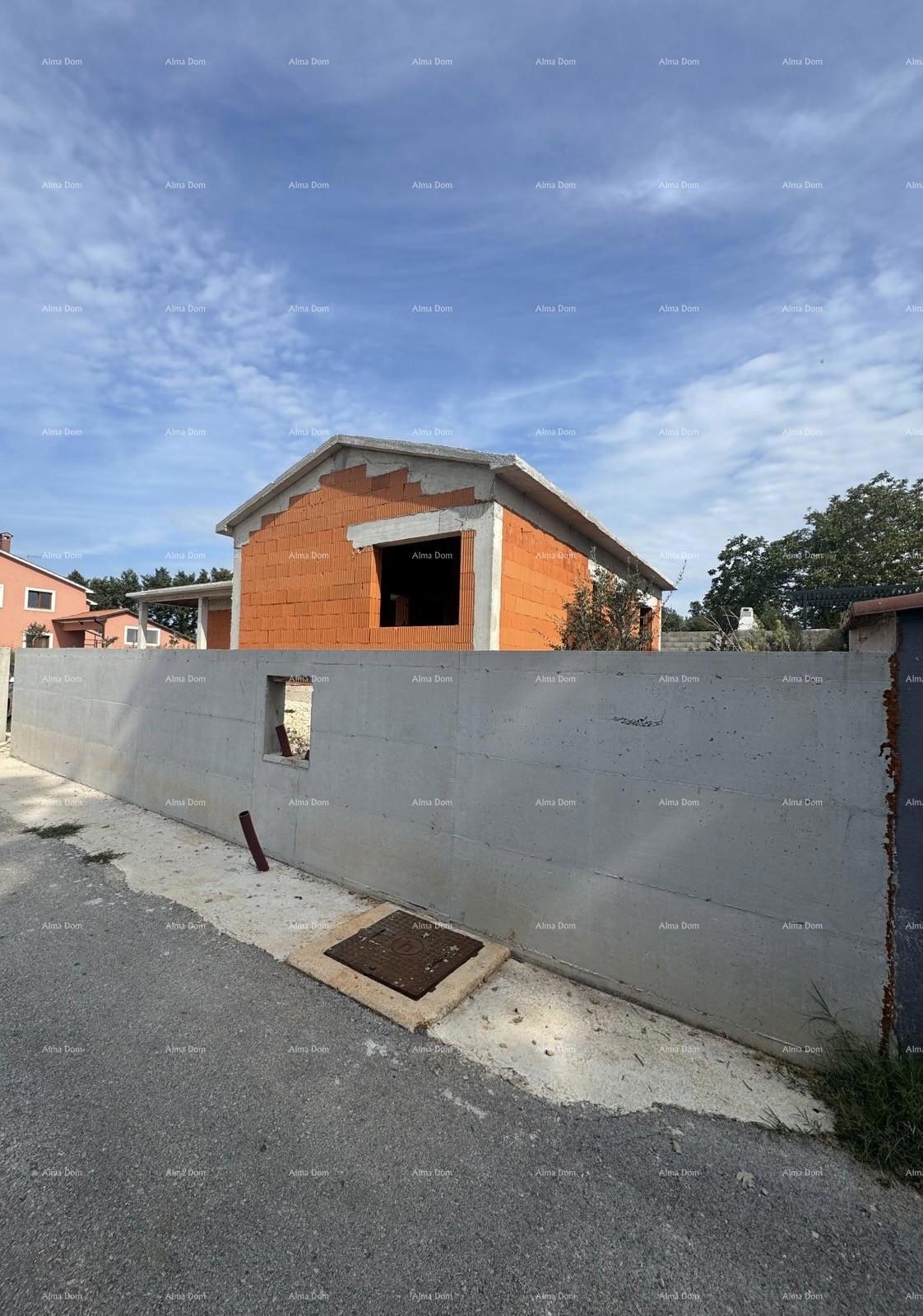 Prodaja prizemnice s bazenom - trenutno roh bau faza, Sveti Petar u Šumi - blizina Pazina!