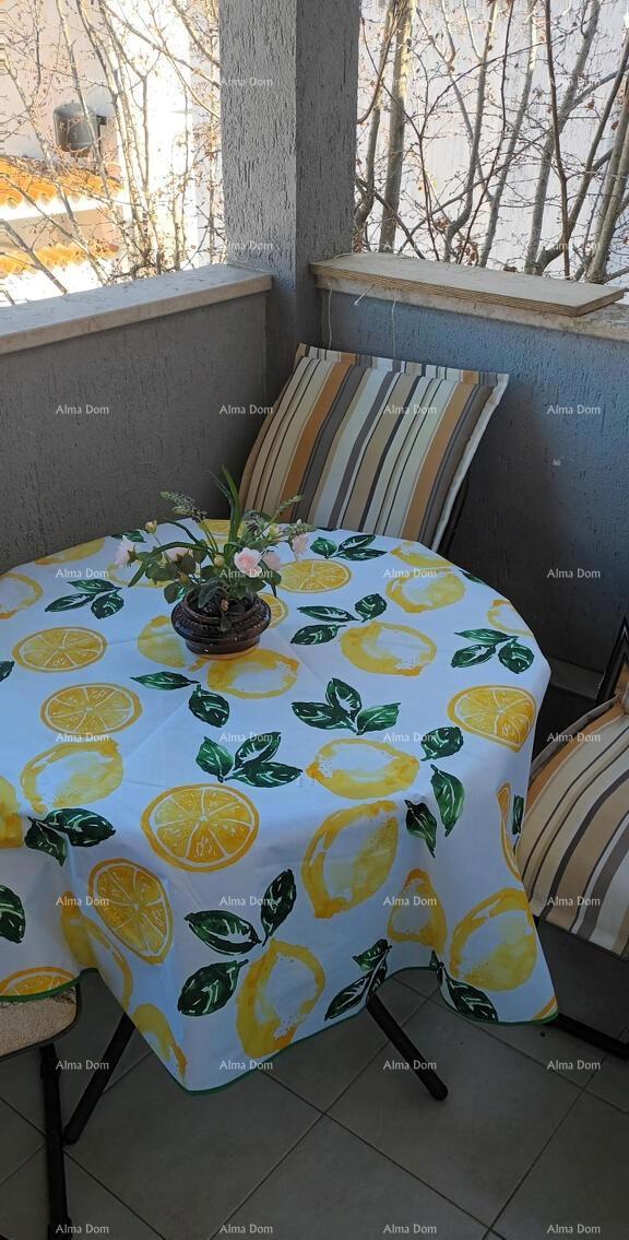 Šarmantan stan v Barbarigi, takoj takoj vseljiv, 900 m od morja