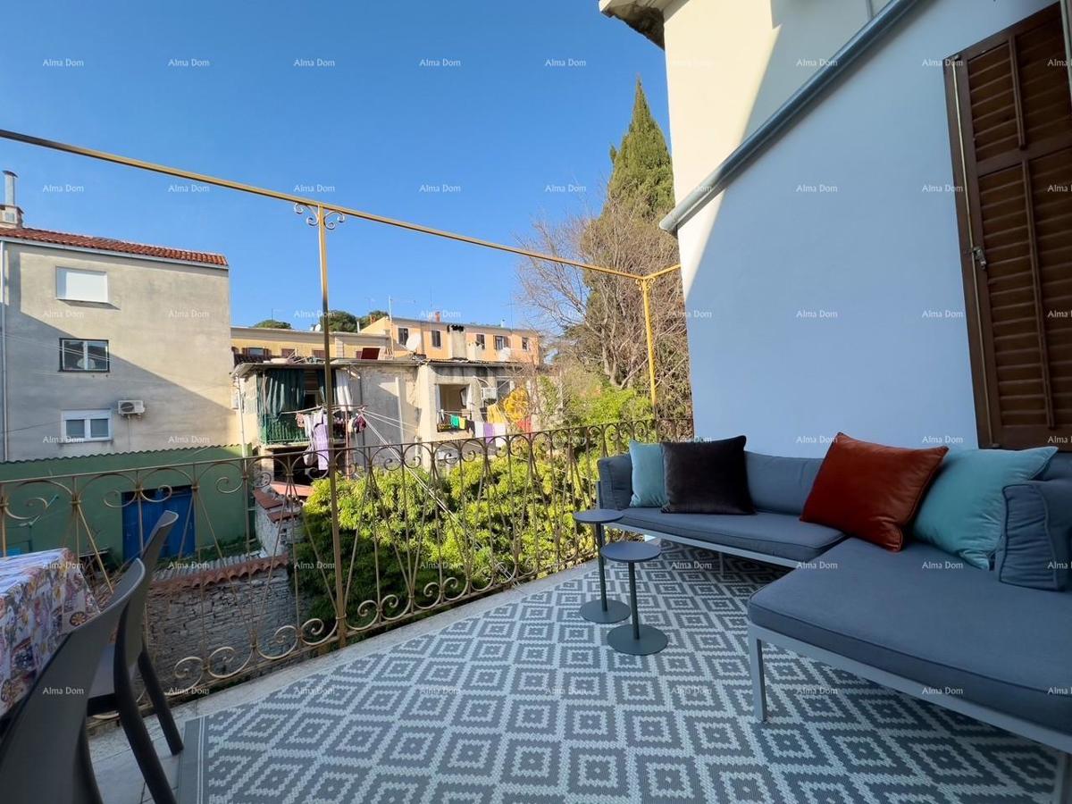 Prodajamo prenovljen stan v središču Pule!