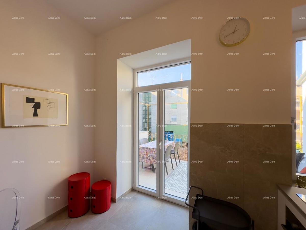 Prodajamo prenovljen stan v središču Pule!