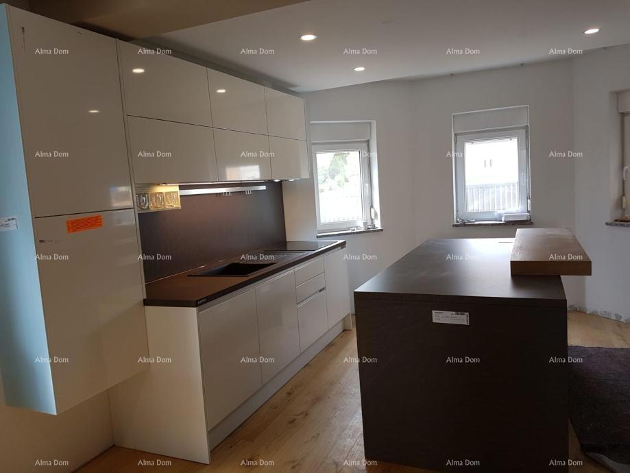 Pješčana Uvala, Vila z apartmaji blizu morja