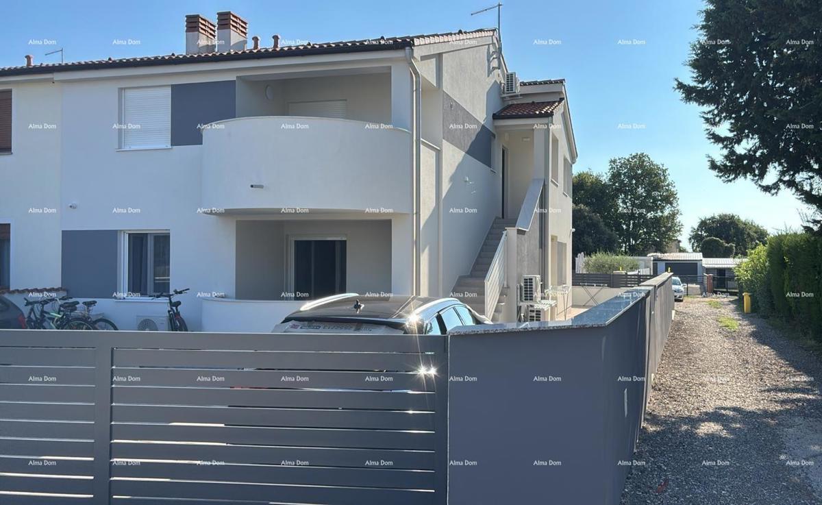 ŠIŠAN, hiša z dvema stanovanjem, 195 m2