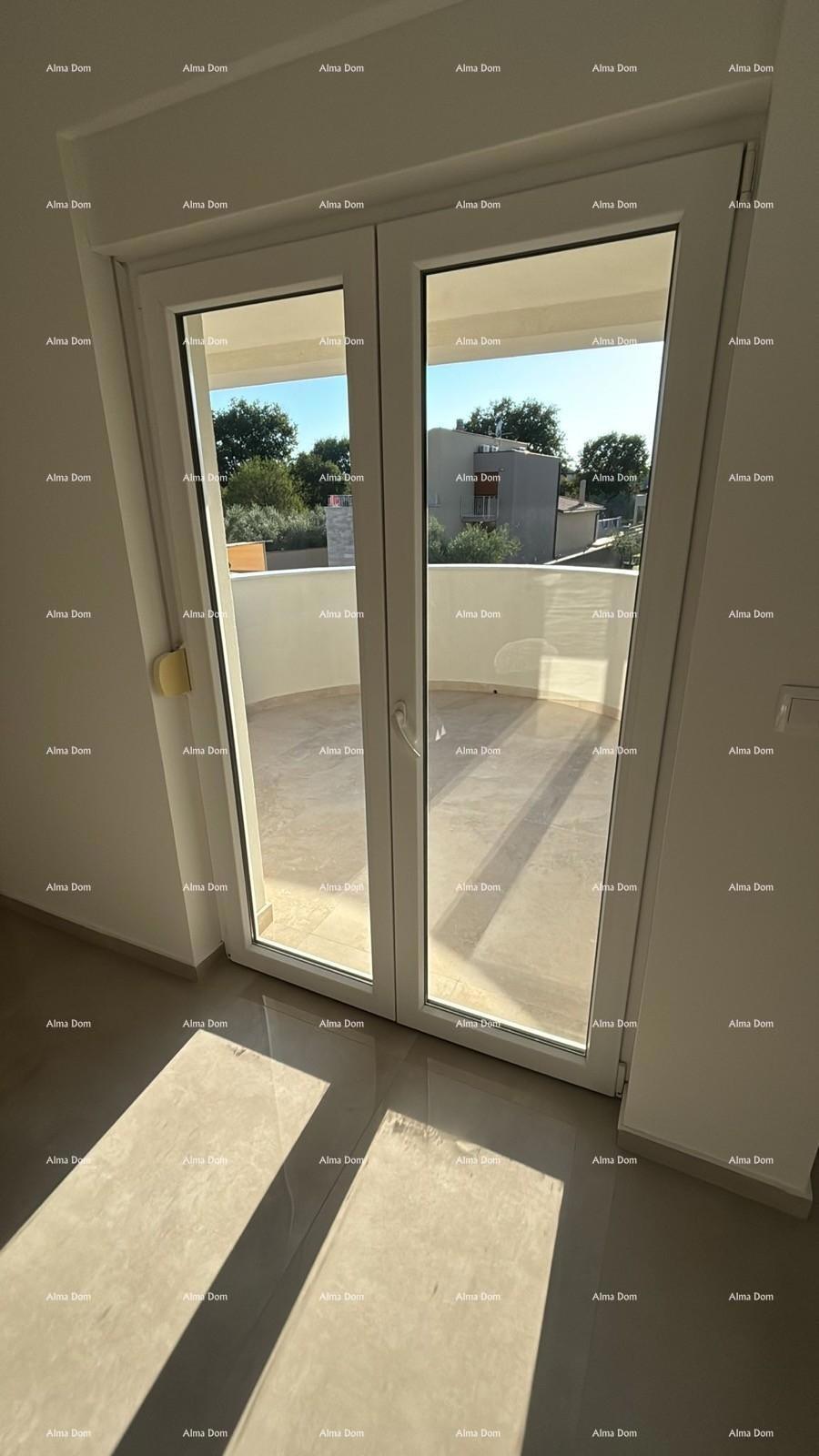 ŠIŠAN, hiša z dvema stanovanjem, 195 m2