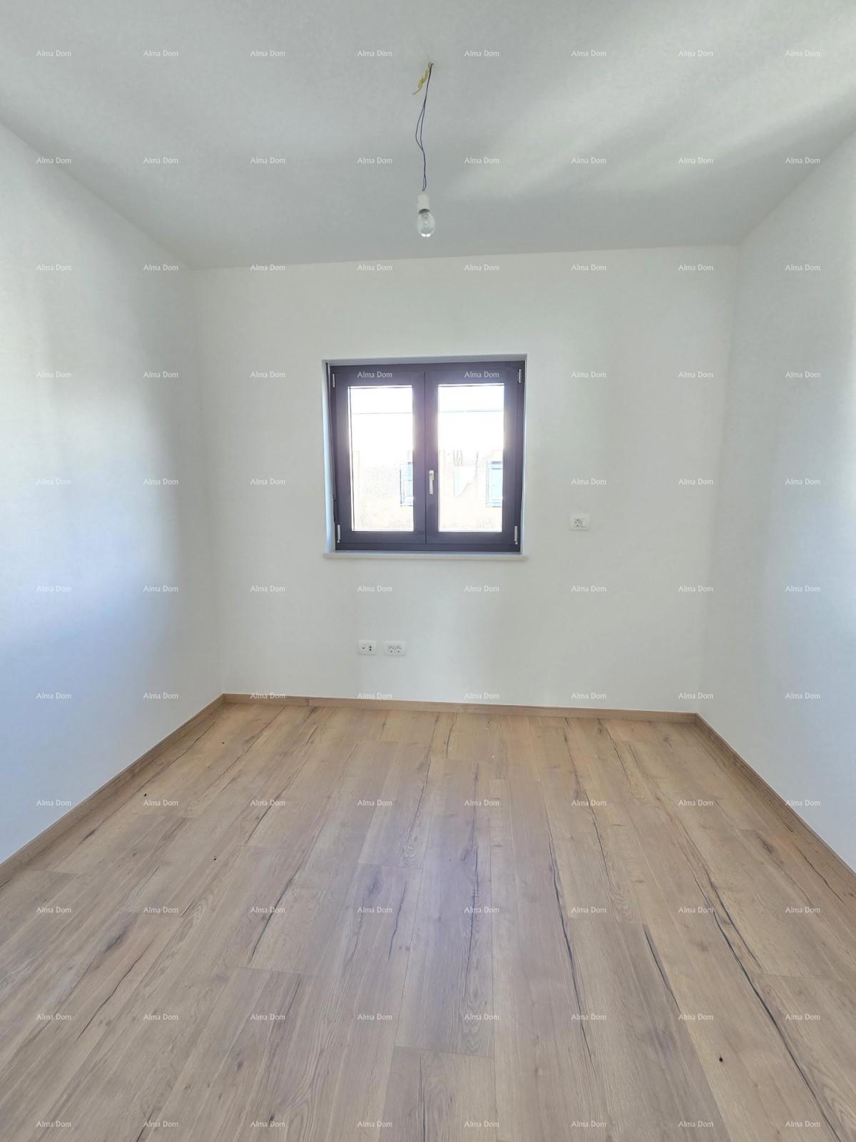 Penthouse v novi stavbi v bližini morja