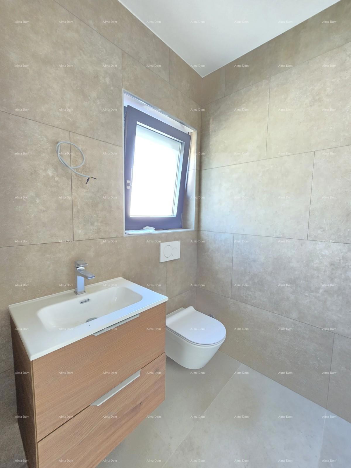 Penthouse v novi stavbi v bližini morja