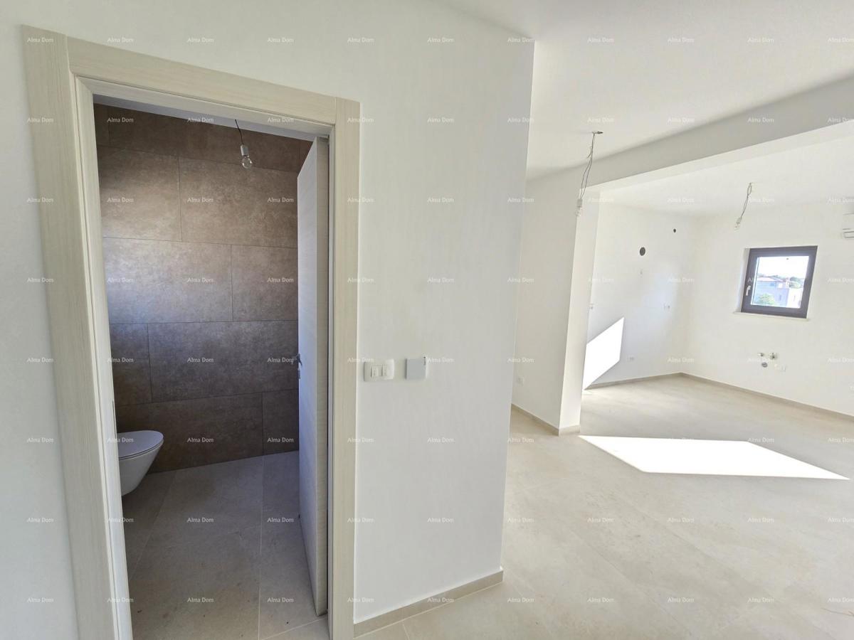 Penthouse v novi stavbi v bližini morja