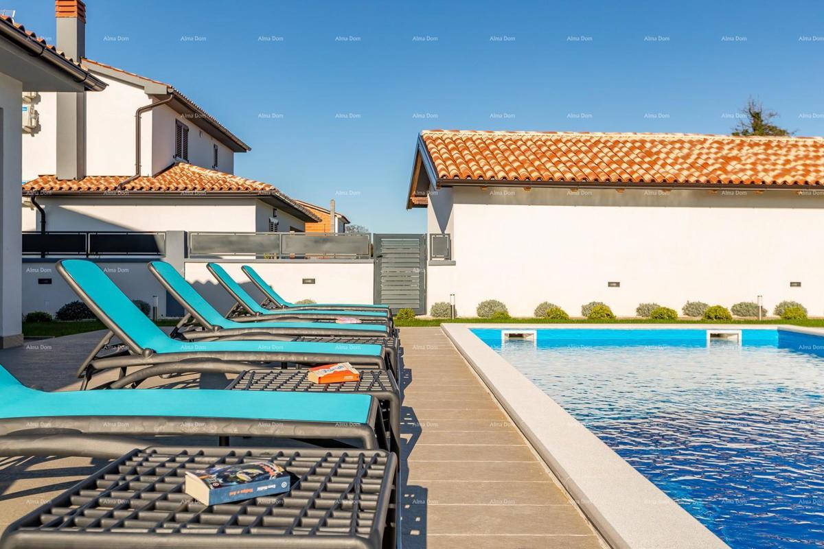 Samostojna hiša v bližini Pule.  8 km.  Šikići.