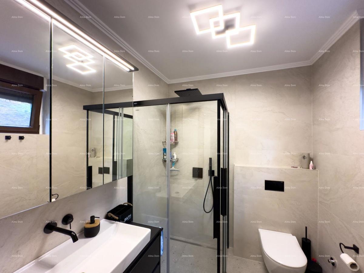 Prodajemo potpuno renoviran stan u Dugoj Uvali!