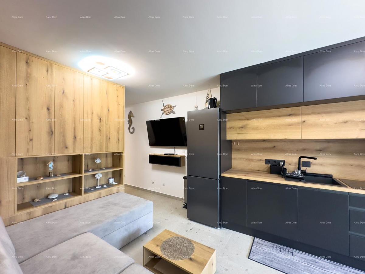 Prodajemo potpuno renoviran stan u Dugoj Uvali!