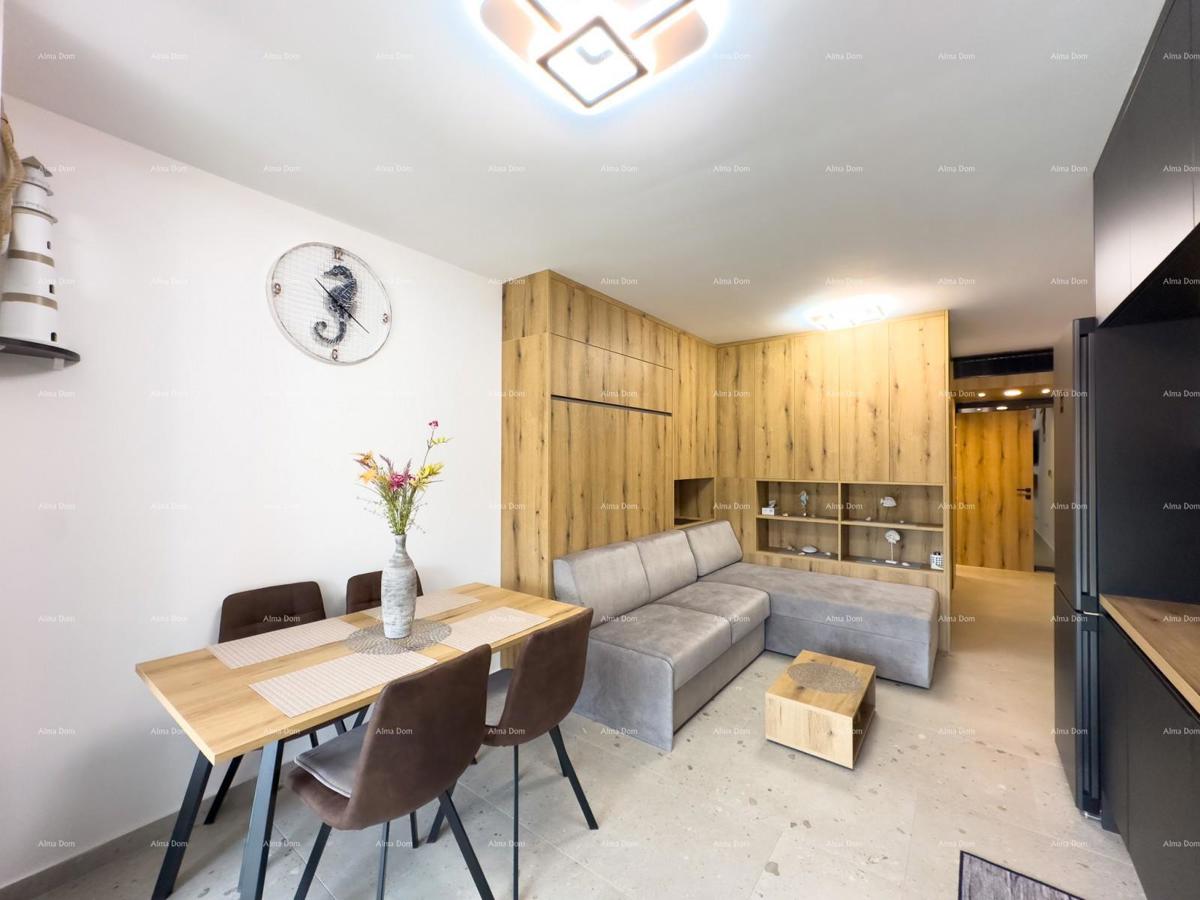 Prodajemo potpuno renoviran stan u Dugoj Uvali!