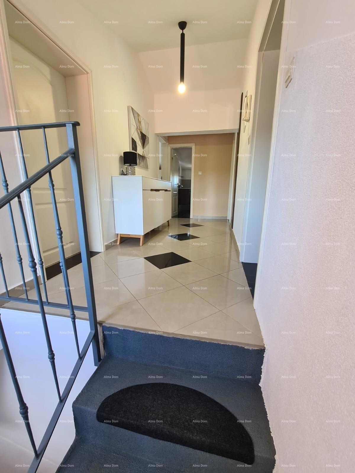 Na prodaju hiša s bazenom – Valtura