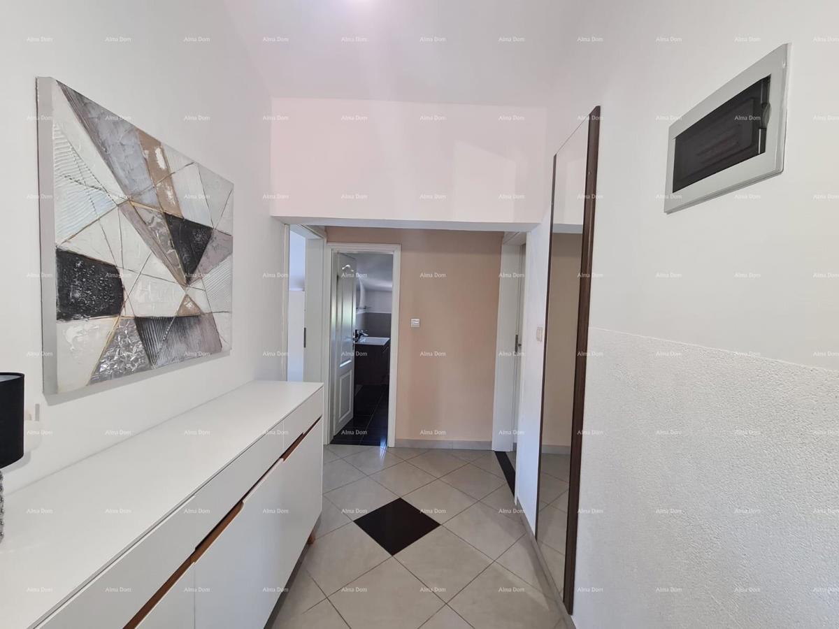 Na prodaju hiša s bazenom – Valtura