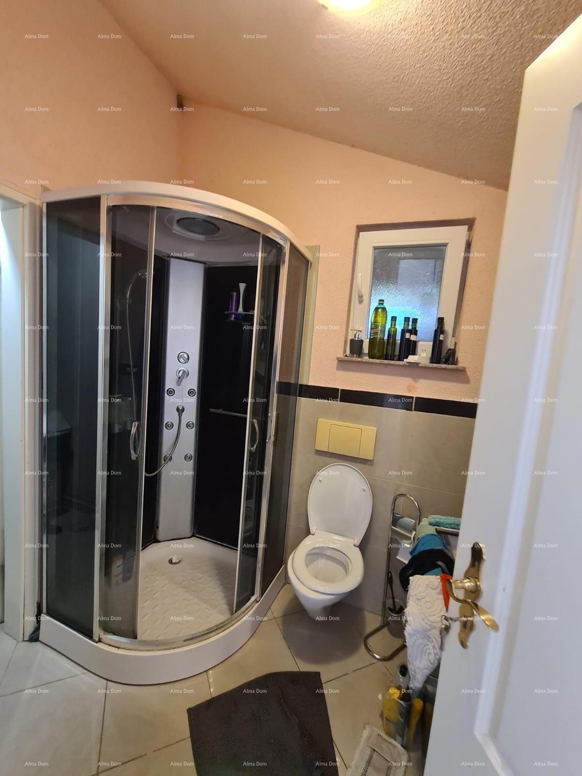 Na prodaju hiša s bazenom – Valtura