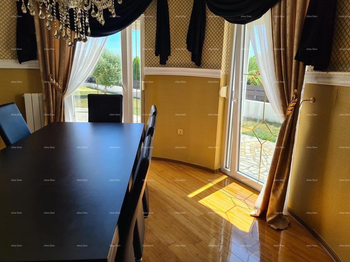 Na prodaju hiša s bazenom – Valtura