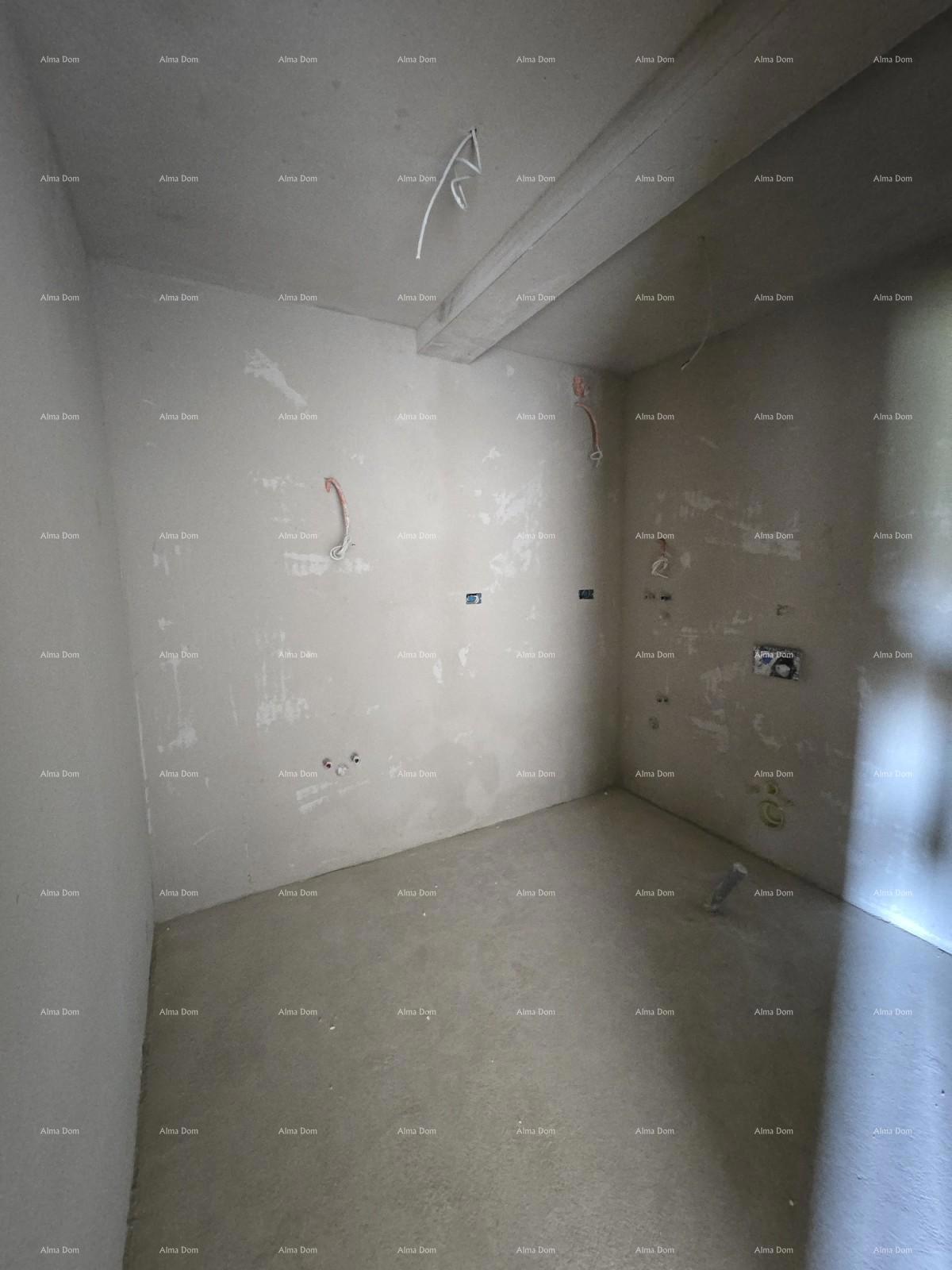 Dvosoban stan v pritličju z vrtom