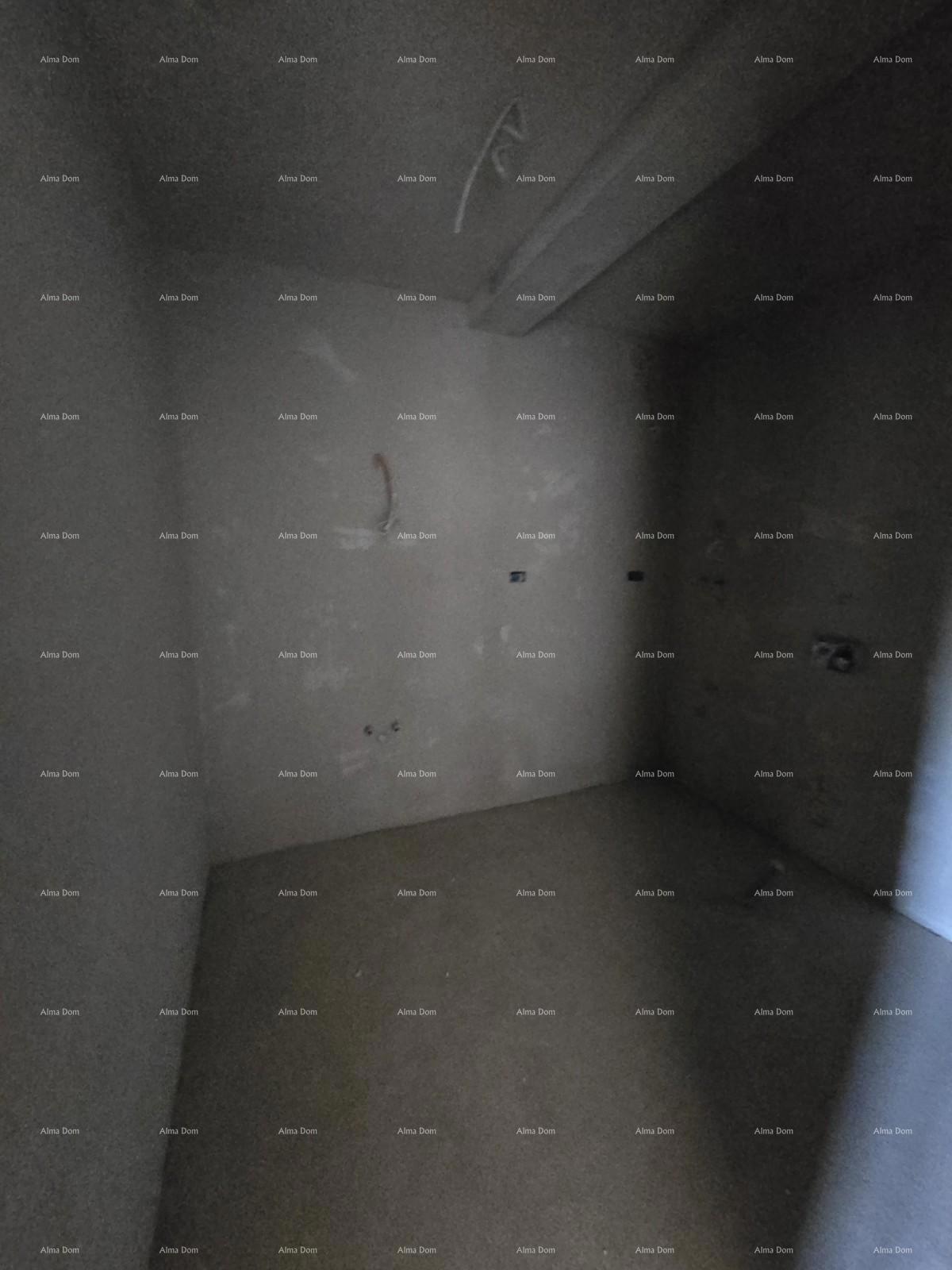 Dvosoban stan v pritličju z vrtom