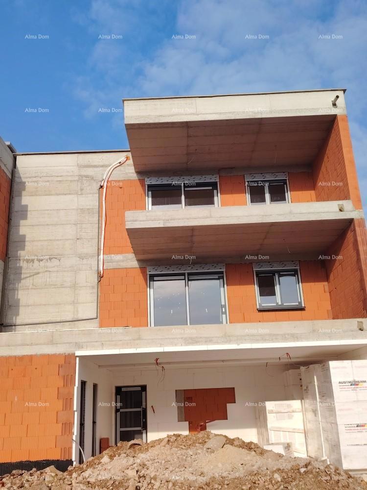 Dvosoban stan v pritličju z vrtom