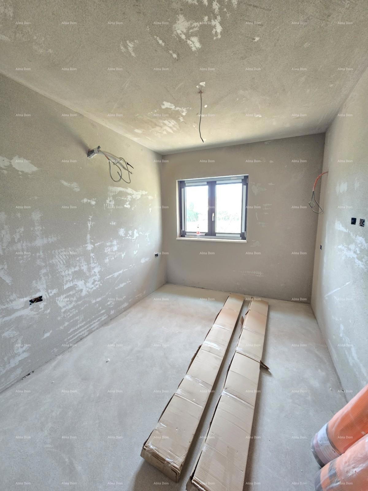 Dvosoban stan v pritličju z vrtom