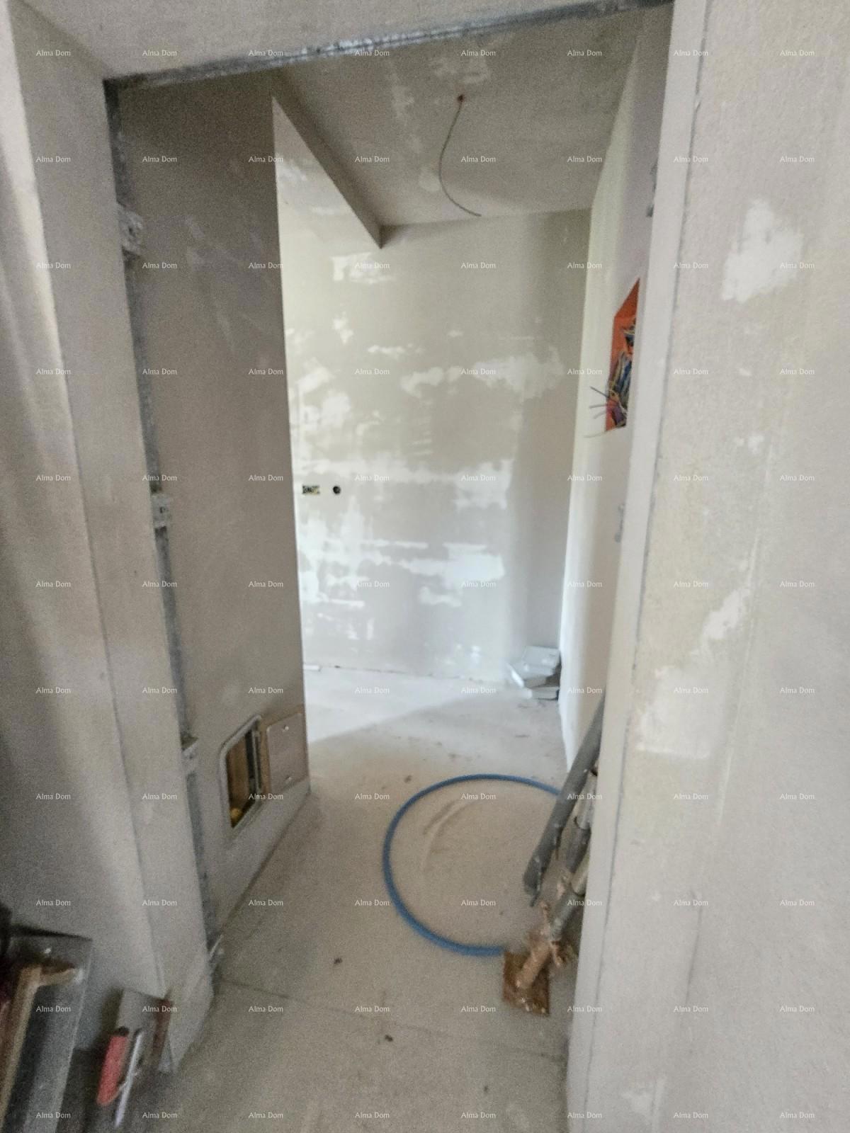 Dvosoban stan v pritličju z vrtom