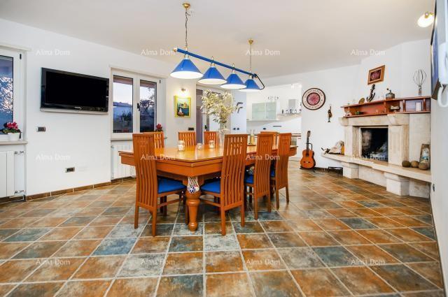 Rovinj, Čudovita vila s bazenom