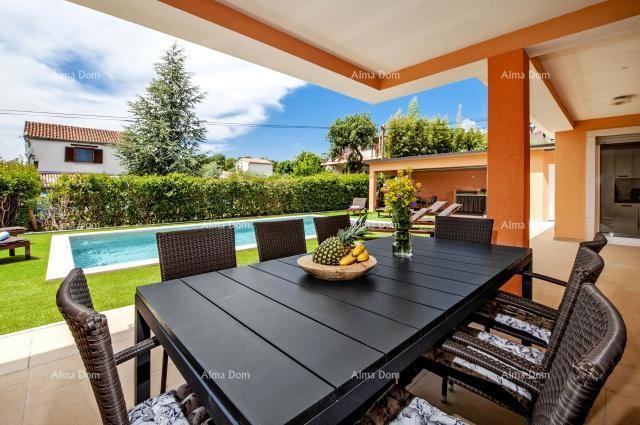 Rovinj, Čudovita vila s bazenom