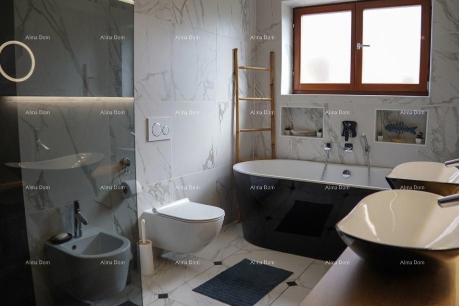 Rovinj, Prodaja stan 120 m² v hiši, 100 m od morja