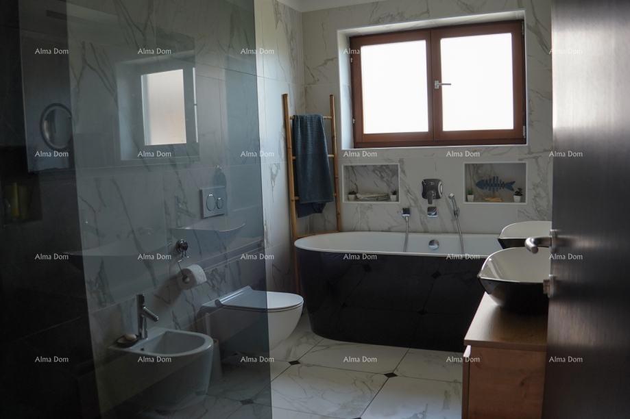 Rovinj, Prodaja stan 120 m² v hiši, 100 m od morja