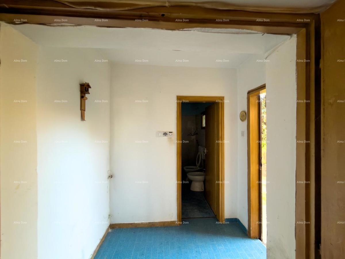 The translation of "Kuća u centru Vodnjana!" to Slovenian is "Hiša v centru Vodnjana!"