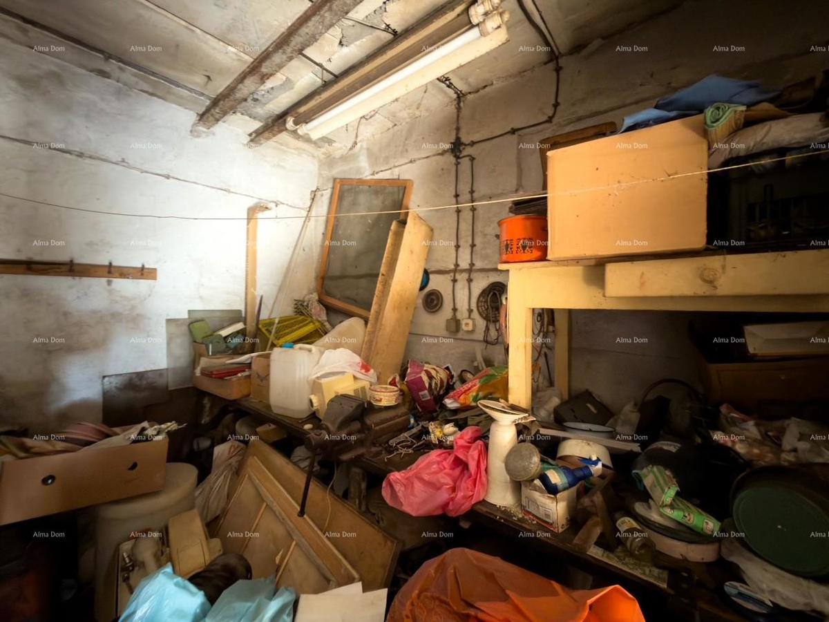 The translation of "Kuća u centru Vodnjana!" to Slovenian is "Hiša v centru Vodnjana!"