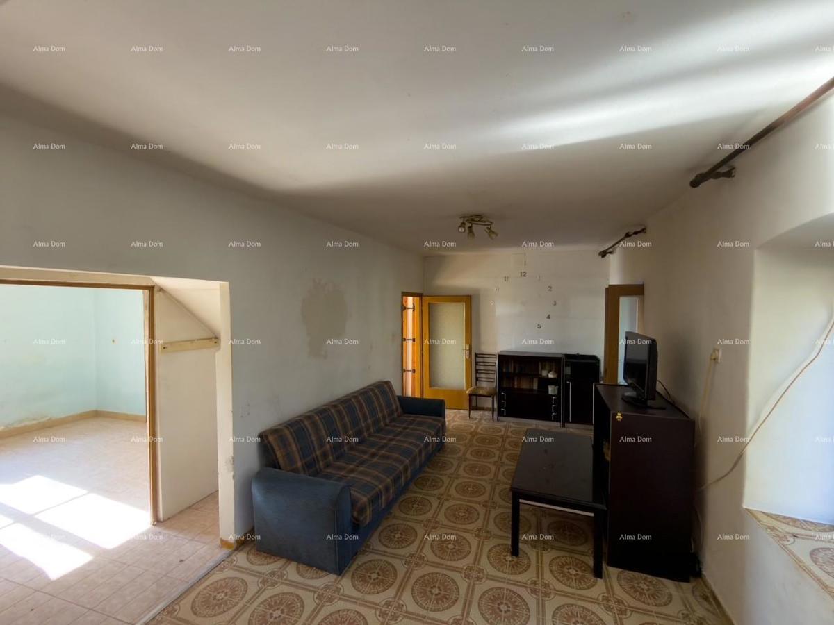 The translation of "Kuća u centru Vodnjana!" to Slovenian is "Hiša v centru Vodnjana!"